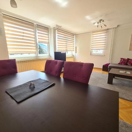 Walnut Apartment - Private Garage Sarajewo Zewnętrze zdjęcie