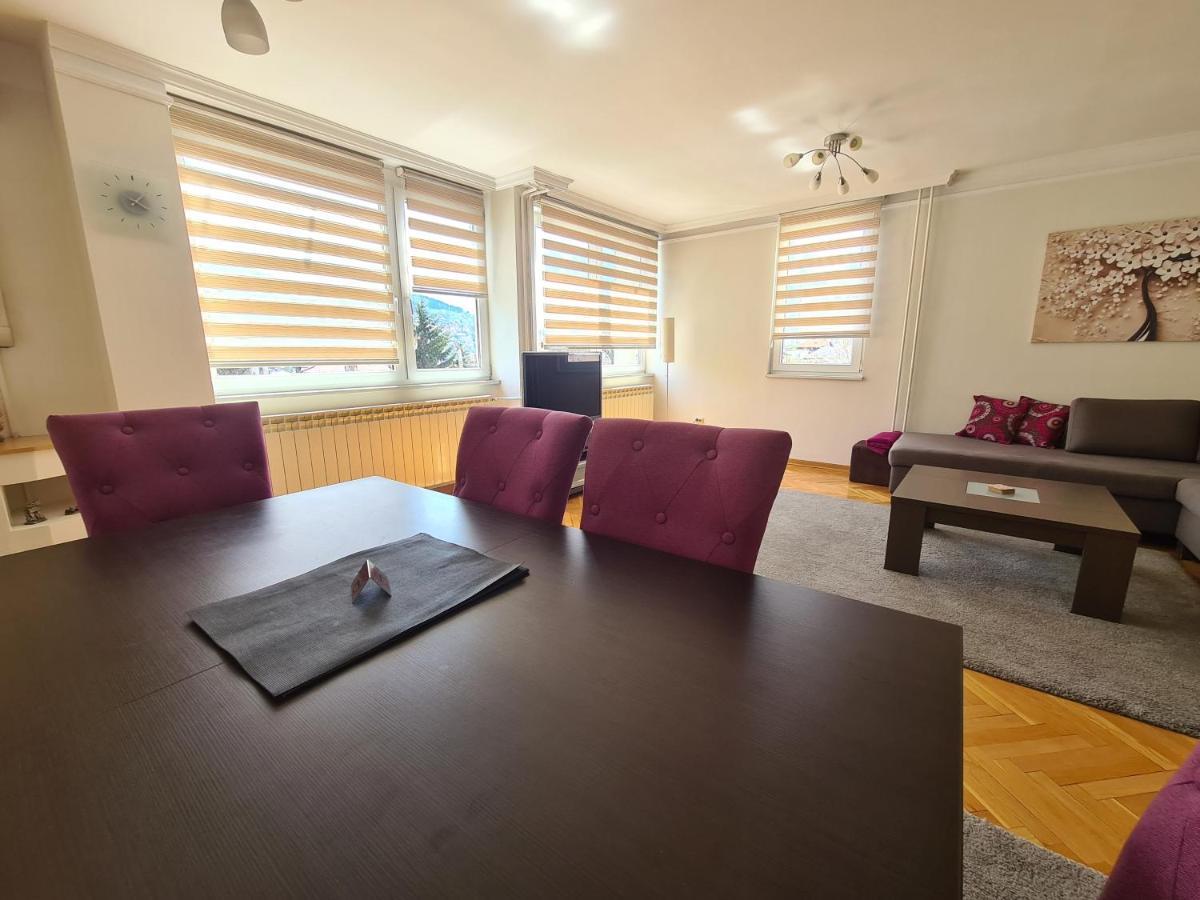 Walnut Apartment - Private Garage Sarajewo Zewnętrze zdjęcie