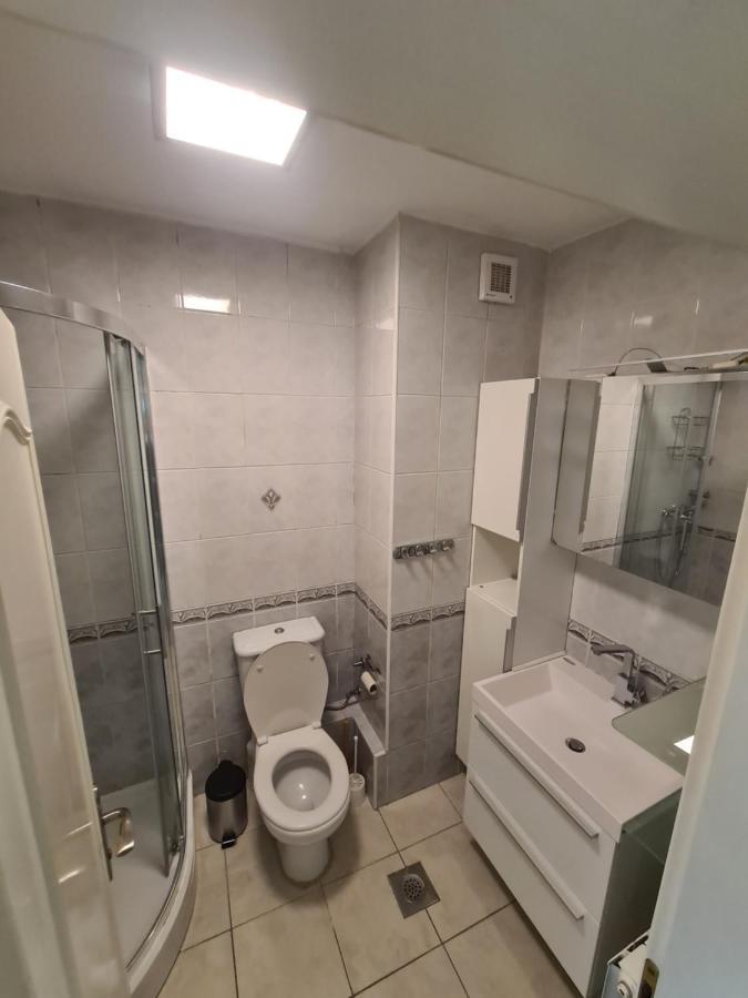 Walnut Apartment - Private Garage Sarajewo Zewnętrze zdjęcie